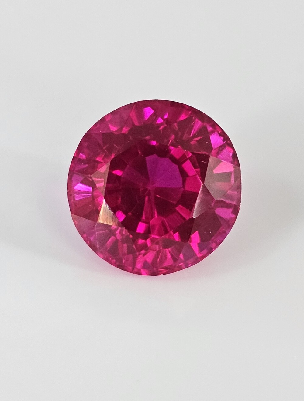 Certified Round Pink Sapphire 11.12 Carats
